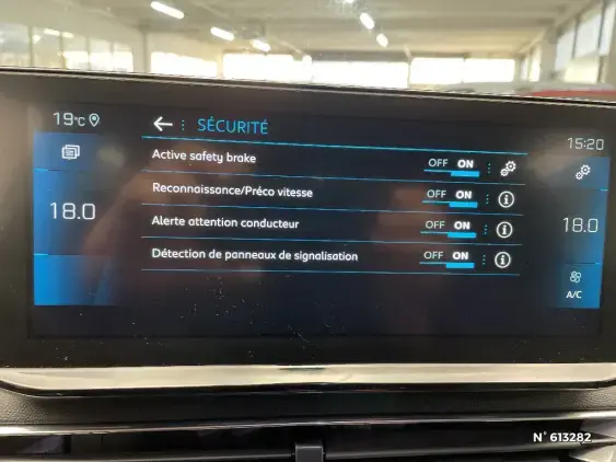 PEUGEOT 3008 II - voiture d'occasion - Photo 34