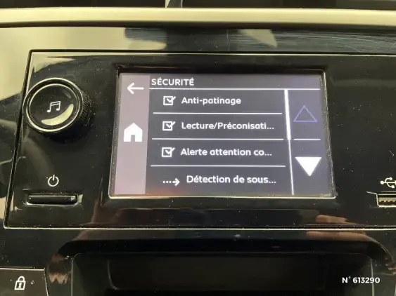 OPEL CORSA F - voiture d'occasion - Photo 34