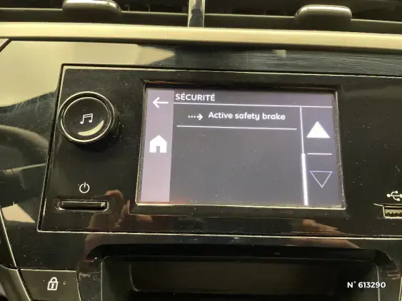 OPEL CORSA F - voiture d'occasion - Photo 35