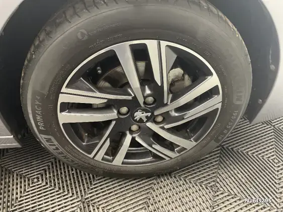 PEUGEOT 208 BUSINESS R II - voiture d'occasion - Photo 8