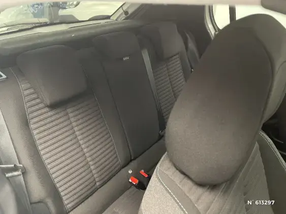 PEUGEOT 208 BUSINESS R II - voiture d'occasion - Photo 11