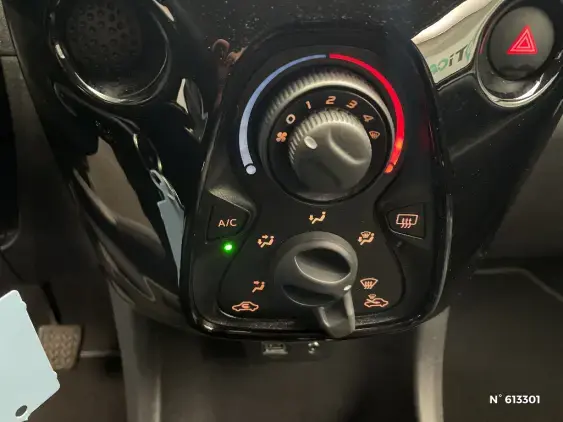 PEUGEOT 108 - voiture d'occasion - Photo 32