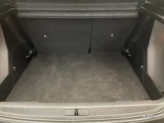 PEUGEOT 2008 II - voiture d'occasion - Photo 7