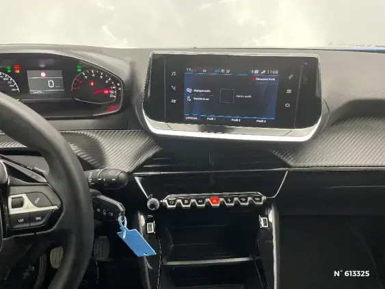 PEUGEOT 2008 II - voiture d'occasion - Photo 13