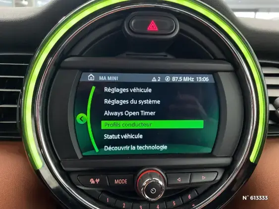 MINI CABRIOLET F57 LCI - voiture d'occasion - Photo 30