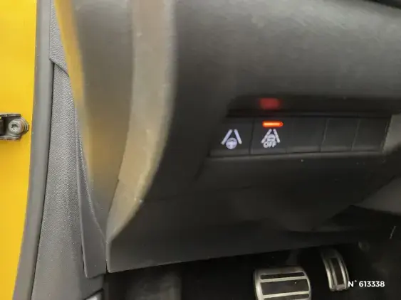 PEUGEOT 208 ELECTRIQUE II - voiture d'occasion - Photo 15