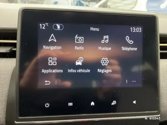 RENAULT CLIO V - voiture d'occasion - Photo 35