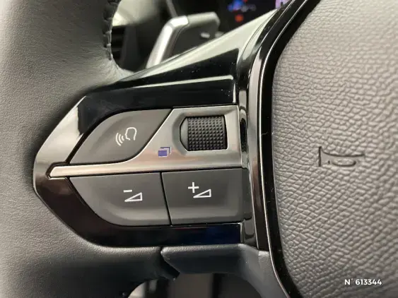 PEUGEOT 208 II - voiture d'occasion - Photo 27