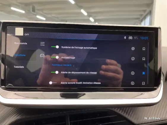 PEUGEOT 208 II - voiture d'occasion - Photo 34