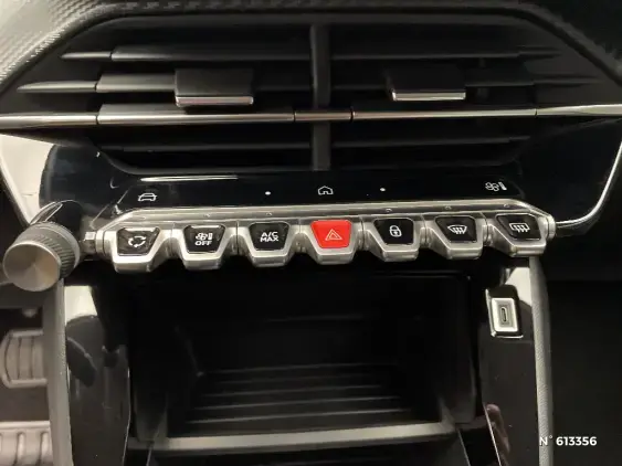 PEUGEOT 208 II - voiture d'occasion - Photo 15