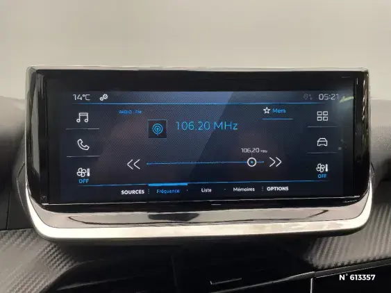 PEUGEOT 208 II - voiture d'occasion - Photo 13