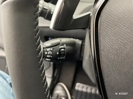 PEUGEOT 208 II - voiture d'occasion - Photo 15