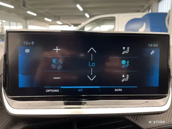 PEUGEOT 2008 II - voiture d'occasion - Photo 31