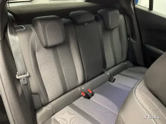 PEUGEOT 2008 II - voiture d'occasion - Photo 11