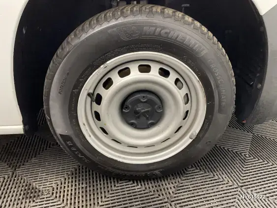 PEUGEOT PARTNER III - voiture d'occasion - Photo 8