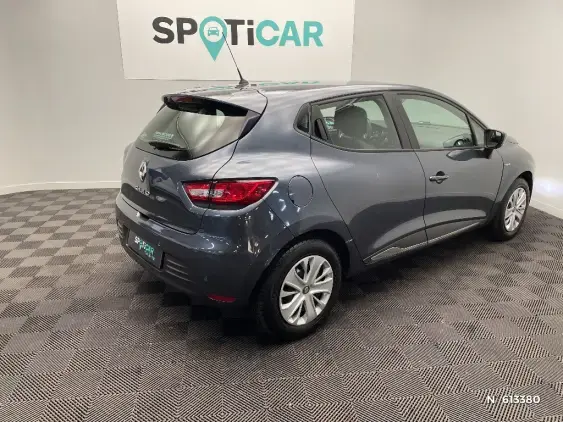 RENAULT CLIO IV - voiture d'occasion - Photo 4