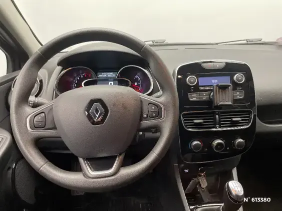 RENAULT CLIO IV - voiture d'occasion - Photo 9