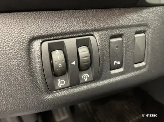 RENAULT CLIO IV - voiture d'occasion - Photo 15