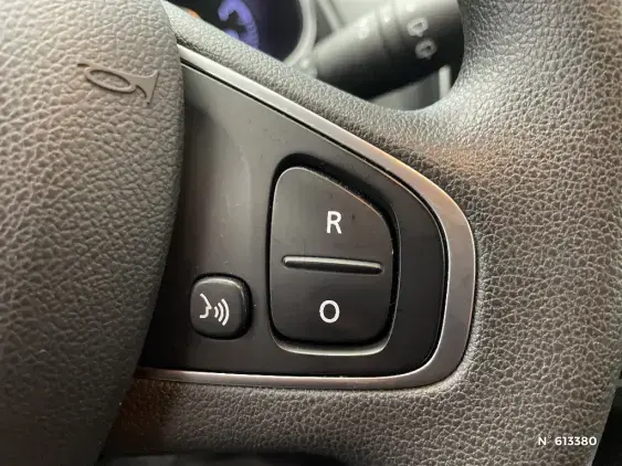 RENAULT CLIO IV - voiture d'occasion - Photo 32