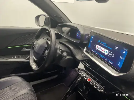 PEUGEOT 2008 II - voiture d'occasion - Photo 10