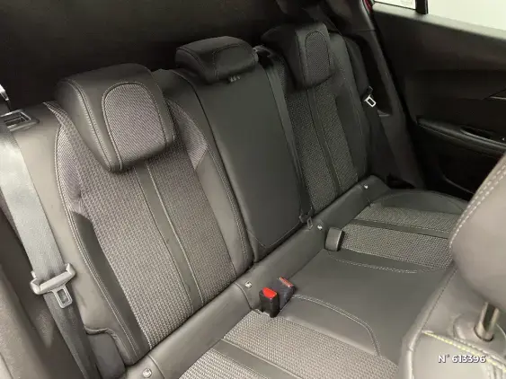 PEUGEOT 2008 II - voiture d'occasion - Photo 11