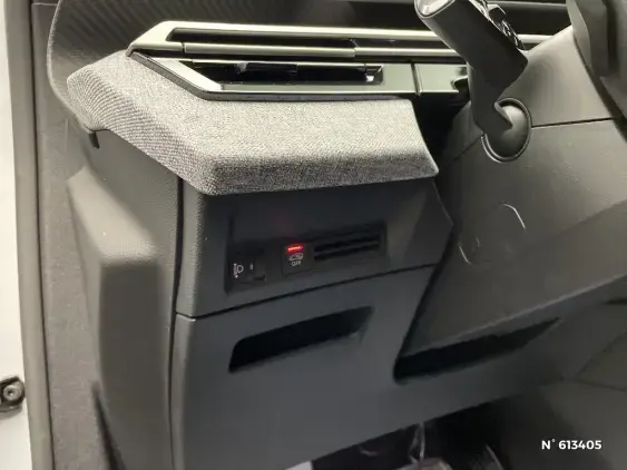 PEUGEOT 3008 III - voiture d'occasion - Photo 15