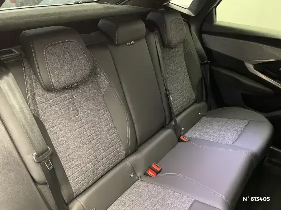 PEUGEOT 3008 III - voiture d'occasion - Photo 11