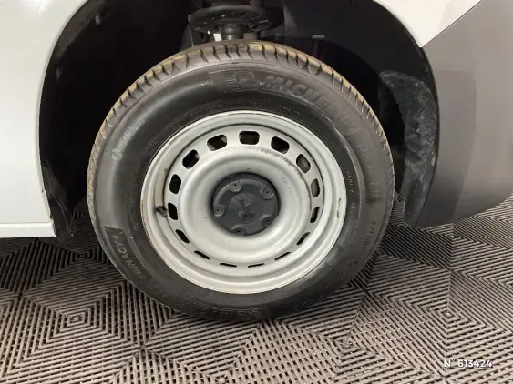 PEUGEOT PARTNER III - voiture d'occasion - Photo 8