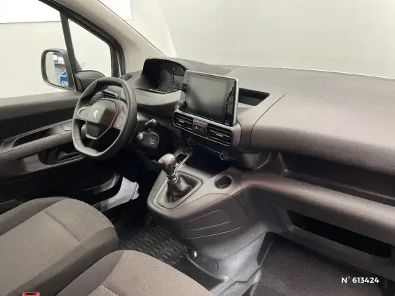 PEUGEOT PARTNER III - voiture d'occasion - Photo 10