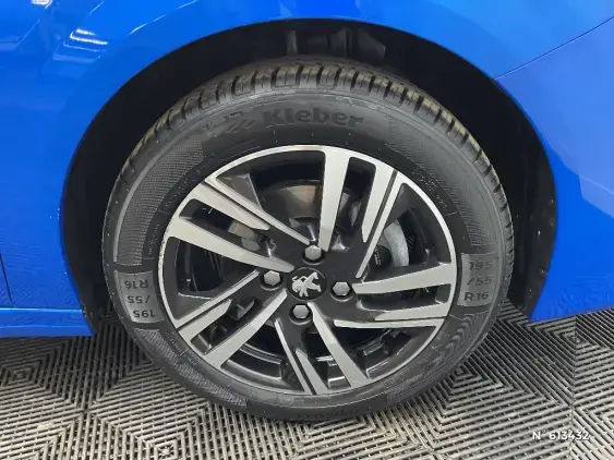 PEUGEOT 208 BUSINESS R II - voiture d'occasion - Photo 8