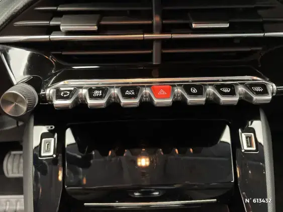 PEUGEOT 208 BUSINESS R II - voiture d'occasion - Photo 15