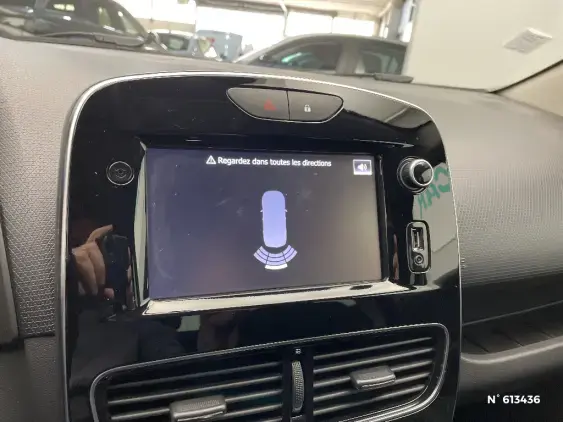 RENAULT CLIO IV - voiture d'occasion - Photo 14