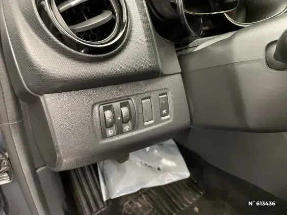 RENAULT CLIO IV - voiture d'occasion - Photo 15