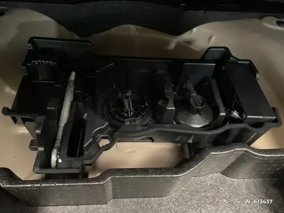 PEUGEOT 2008 II - voiture d'occasion - Photo 6