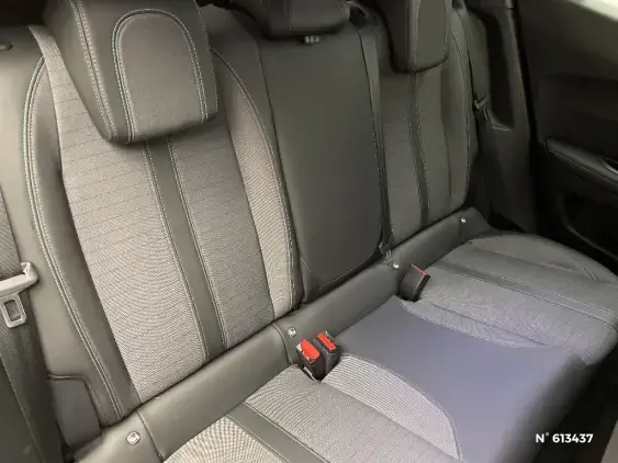 PEUGEOT 2008 II - voiture d'occasion - Photo 11