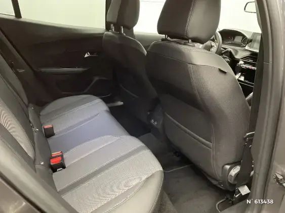 PEUGEOT 2008 II - voiture d'occasion - Photo 11