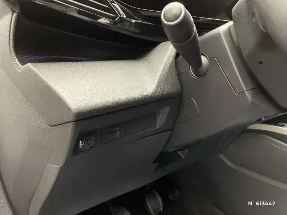 PEUGEOT 308 III - voiture d'occasion - Photo 15