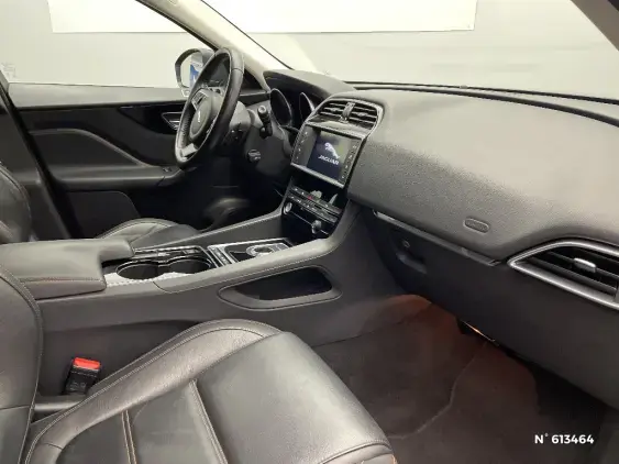 JAGUAR F-PACE - voiture d'occasion - Photo 10