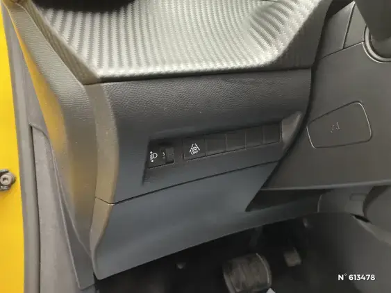 PEUGEOT 208 ELECTRIQUE II - voiture d'occasion - Photo 15