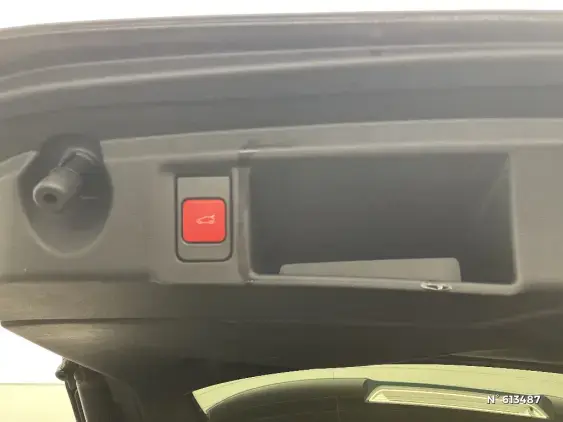 PEUGEOT 308 SW III - voiture d'occasion - Photo 26