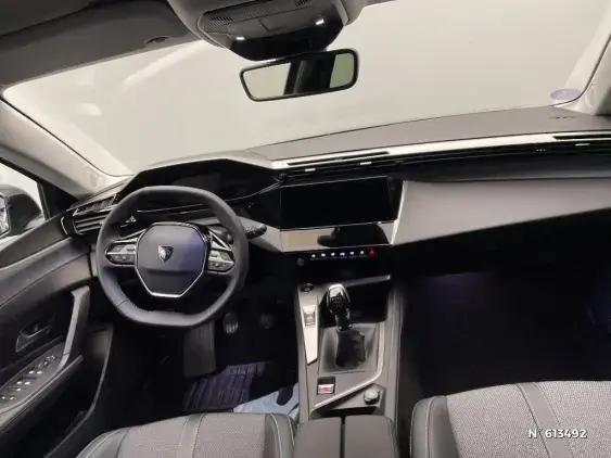 PEUGEOT 308 III - voiture d'occasion - Photo 9