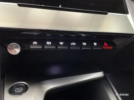 PEUGEOT 308 III - voiture d'occasion - Photo 15