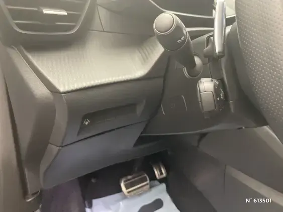PEUGEOT 2008 II - voiture d'occasion - Photo 15