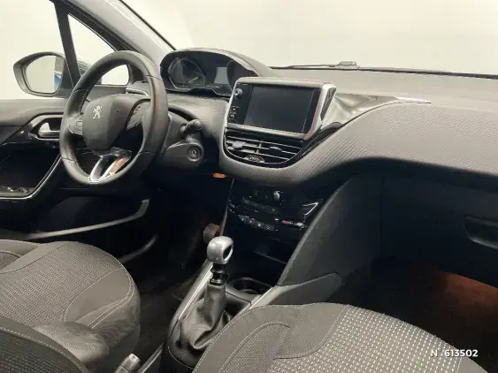 PEUGEOT 208 - voiture d'occasion - Photo 10
