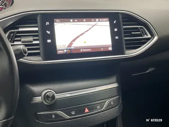 PEUGEOT 308 II - voiture d'occasion - Photo 13