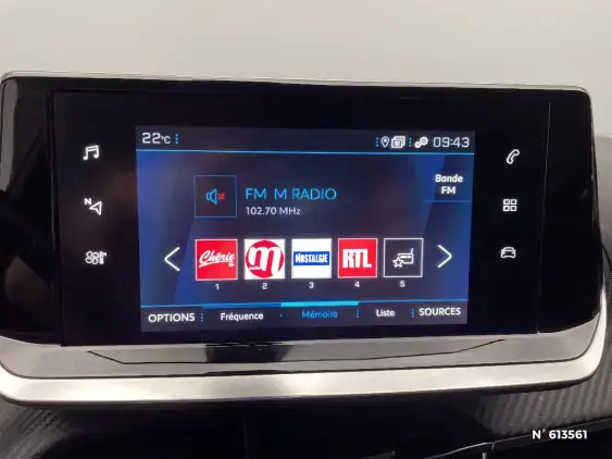 PEUGEOT 2008 II - voiture d'occasion - Photo 13