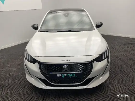PEUGEOT 208 II - voiture d'occasion - Photo 3