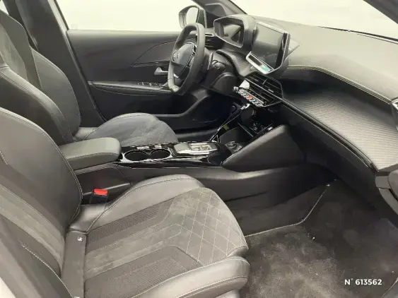 PEUGEOT 208 II - voiture d'occasion - Photo 10