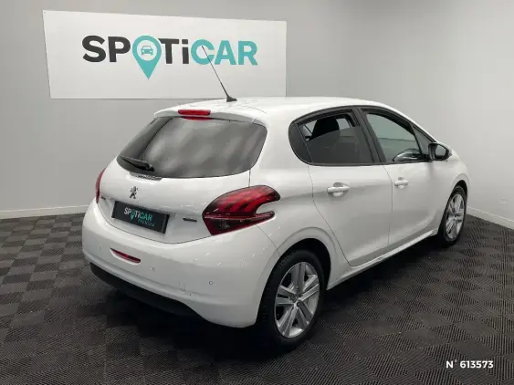 PEUGEOT 208 - voiture d'occasion - Photo 4