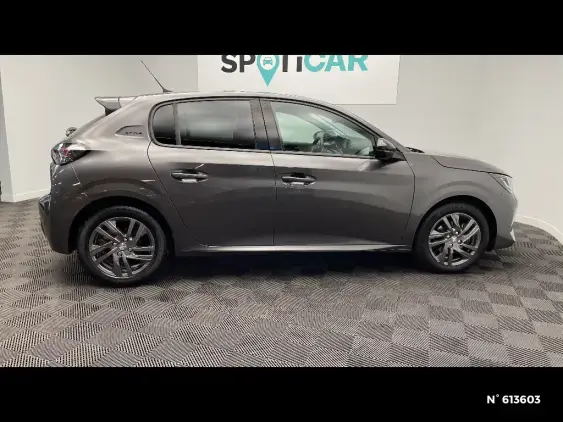 PEUGEOT 208 II - voiture d'occasion - Photo 5